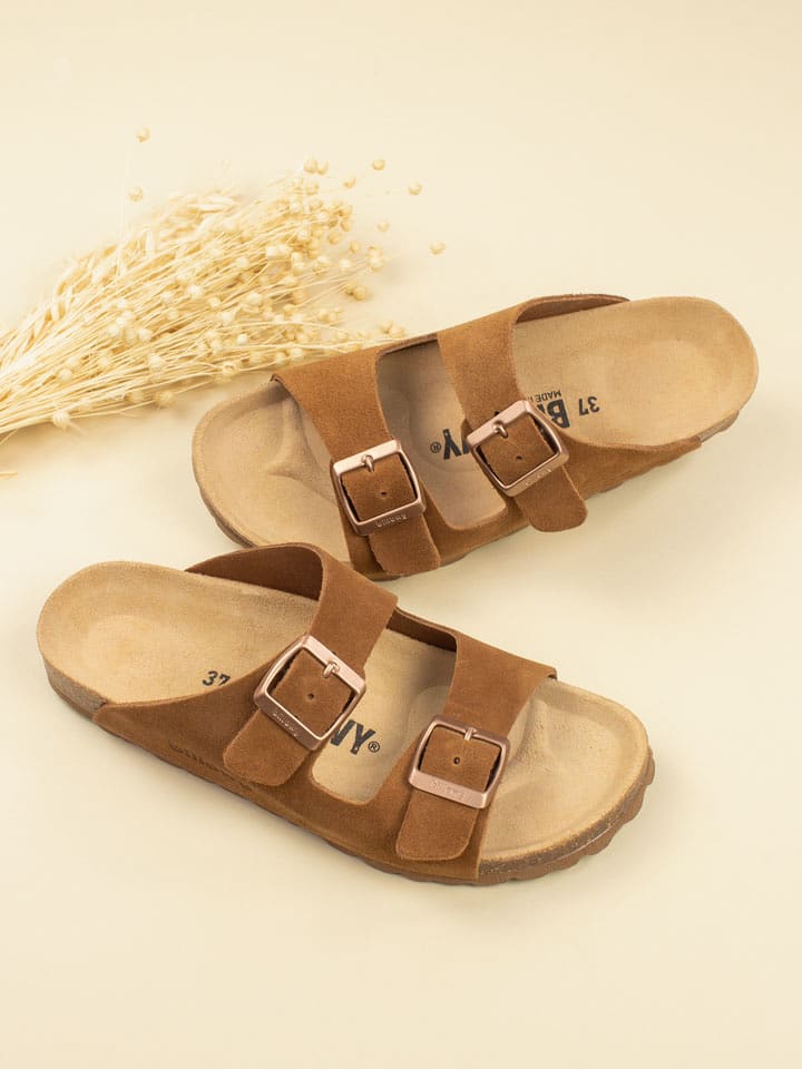 billowy Skórzane klapki w kolorze jasnobrązowym rozmiar: 38