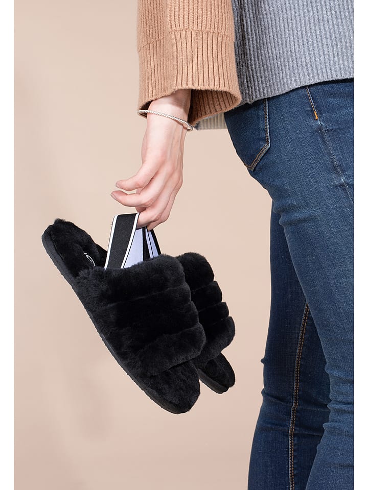 Gooce Wełniane kapcie "Sleepy" w kolorze czarnym rozmiar: 38