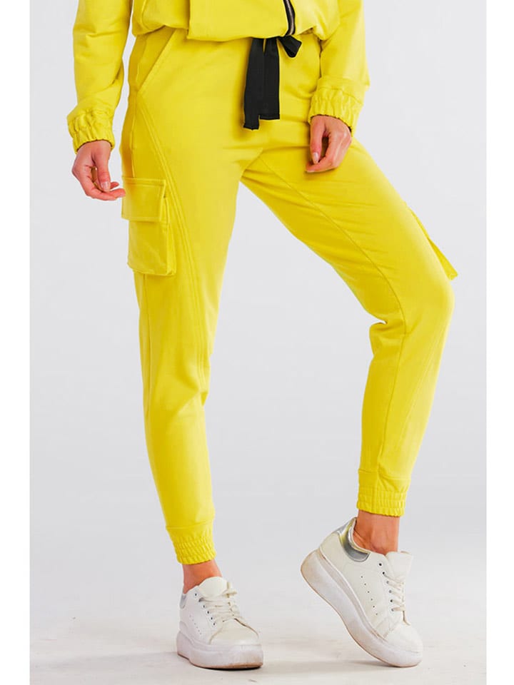 INFINITE YOU Bojówki w kolorze żółtym rozmiar: S/M