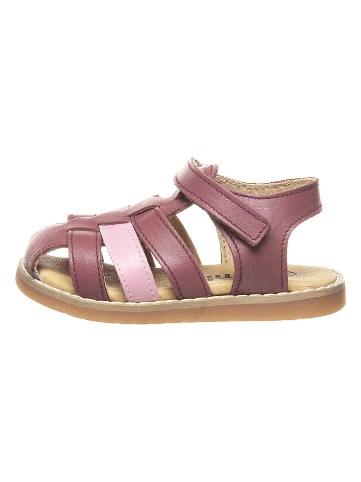 Skórzane półsandały w kolorze fioletowym