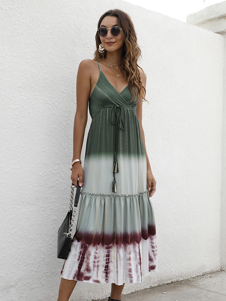 Sukienka w kolorze zielonym