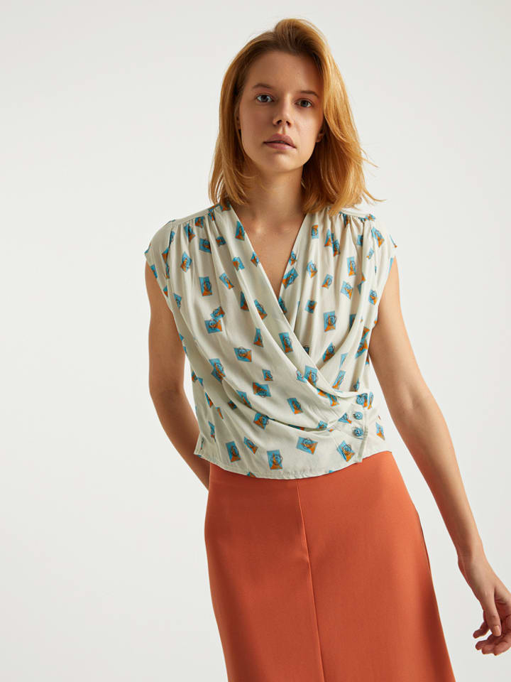 BGN Bluzka w kolorze kremowo-niebieskim rozmiar: 34