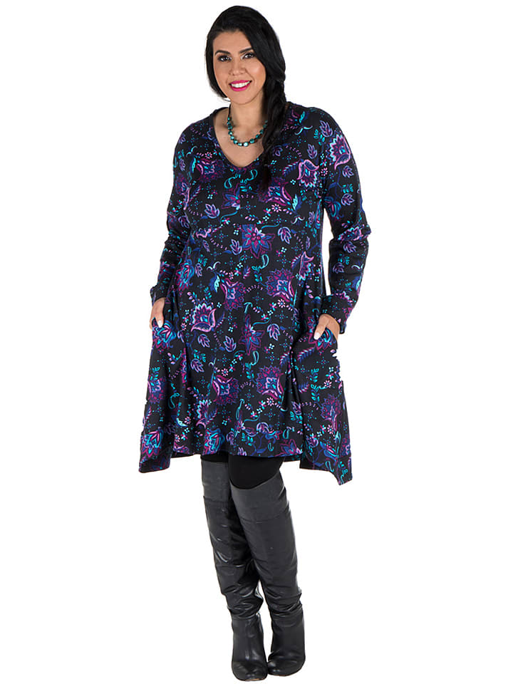 Sukienka w kolorze czarnym ze wzorem