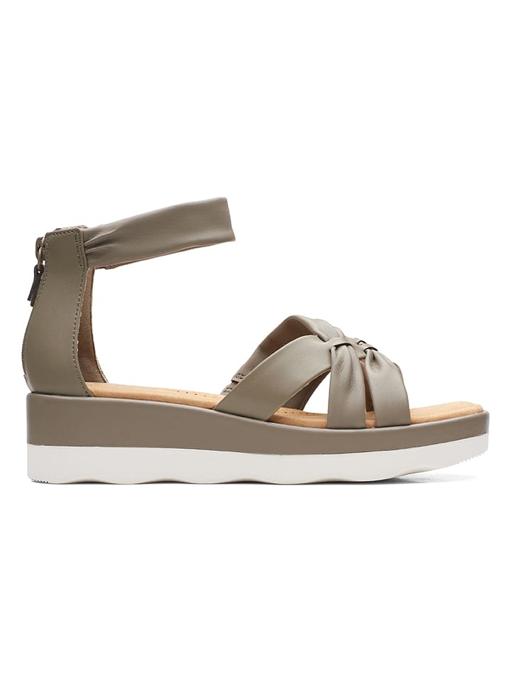 Clarks Sandały w kolorze jasnobrązowym rozmiar: 39,5