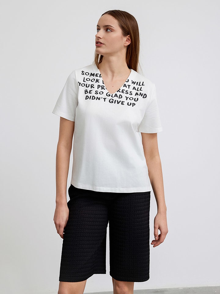 BGN Koszulka w kolorze kremowym rozmiar: 38