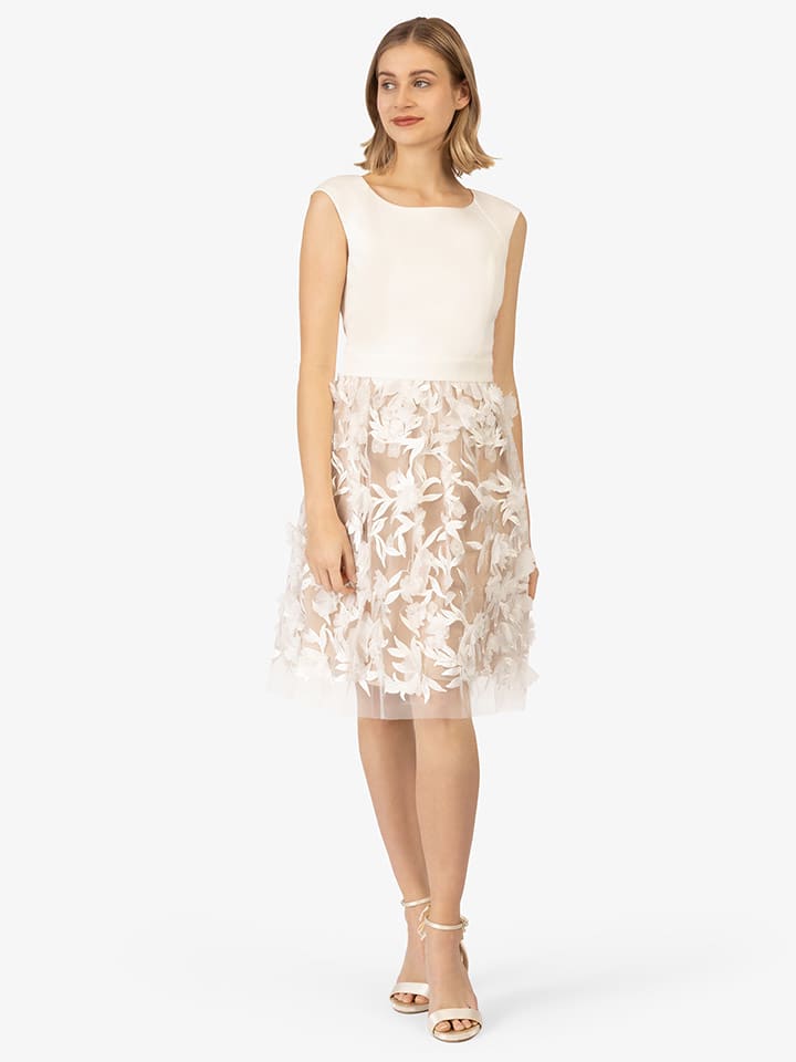 APART Sukienka w kolorze kremowym rozmiar: 38