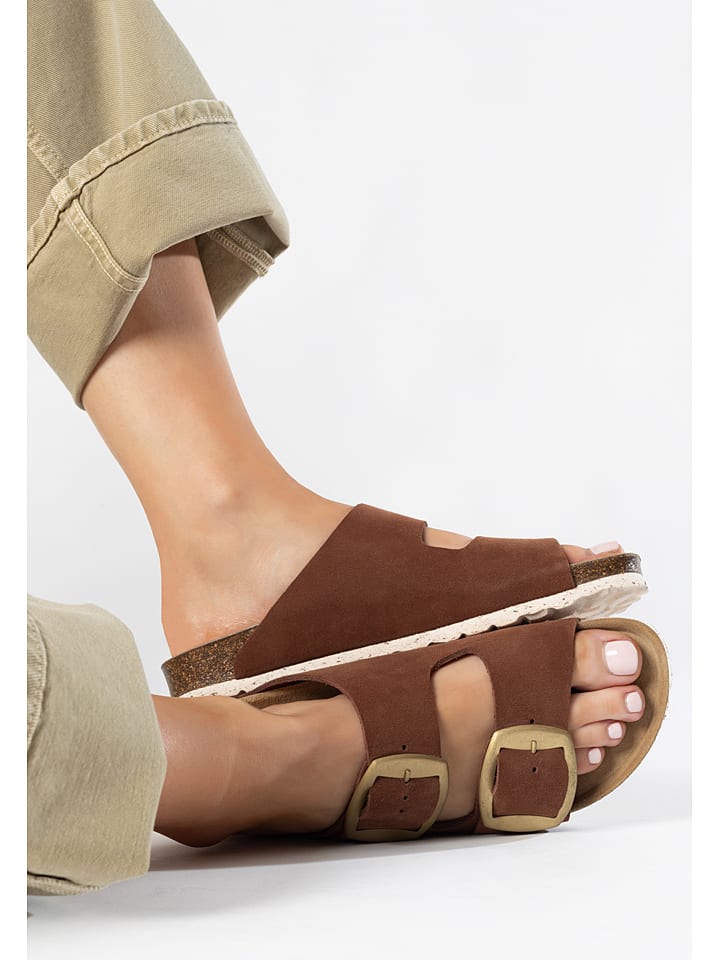 BAYTON Skórzane klapki "Alicante" w kolorze brązowym rozmiar: 40