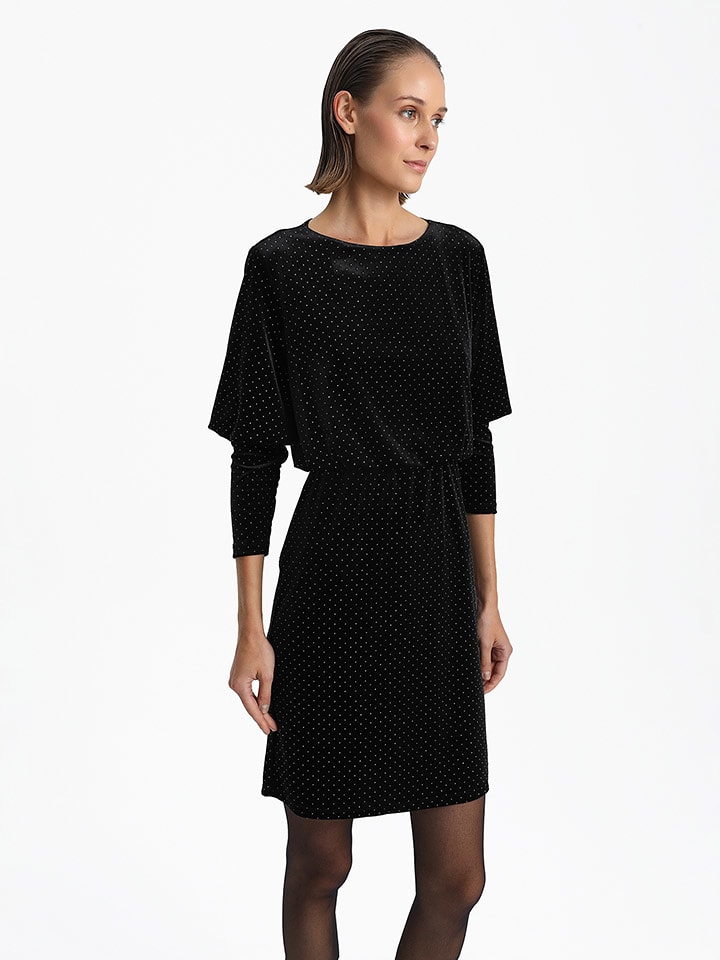 BGN Sukienka w kolorze czarnym rozmiar: 34