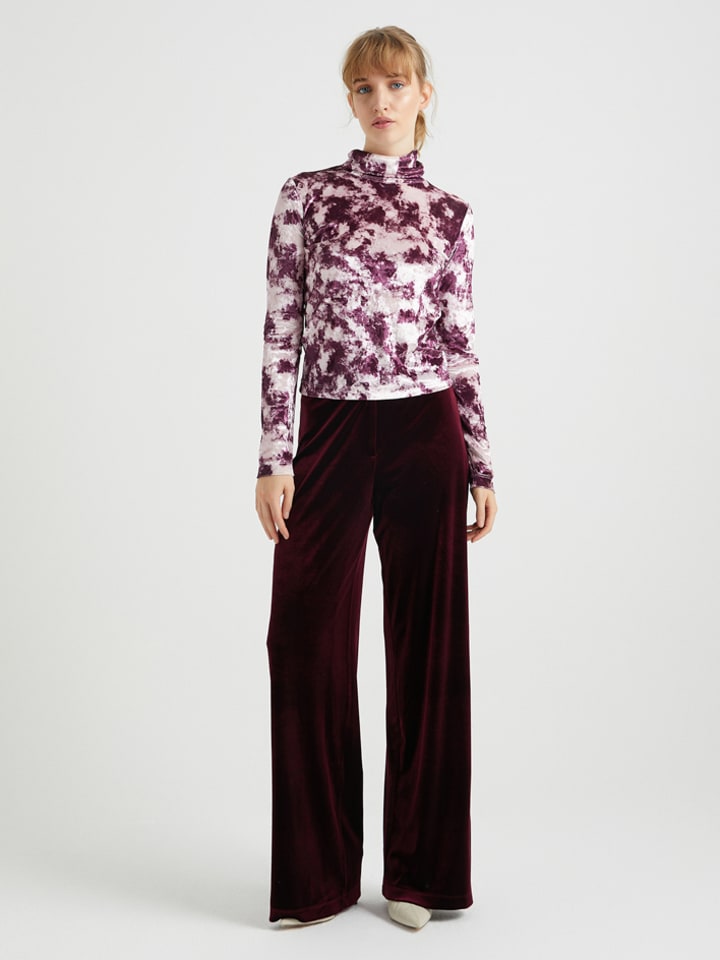 Spodnie aksamitne w kolorze bordowym