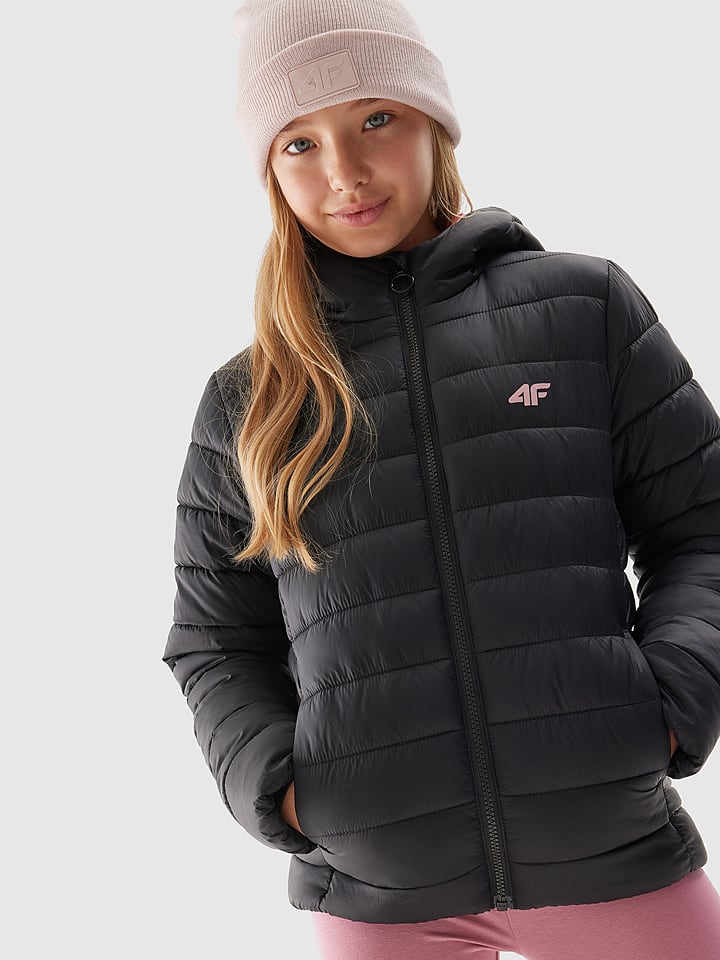 4F Kurtka pikowana w kolorze czarnym rozmiar: 134