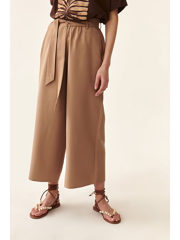 TATUUM Spodnie w kolorze jasnobrązowym rozmiar: 40