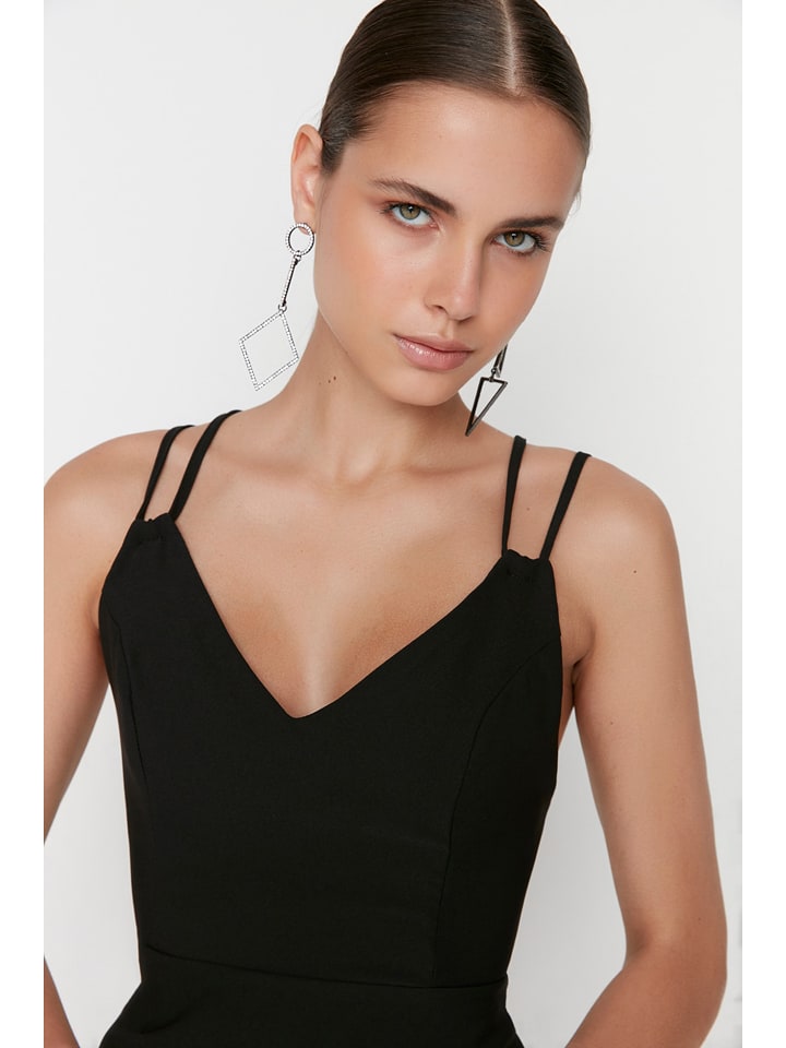 trendyol Sukienka w kolorze czarnym rozmiar: 40