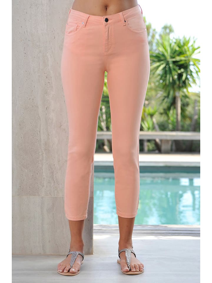 Bleu d'Azur Dżinsy "Dahlia" - Slim fit - w kolorze brzoskwiniowym rozmiar: 48