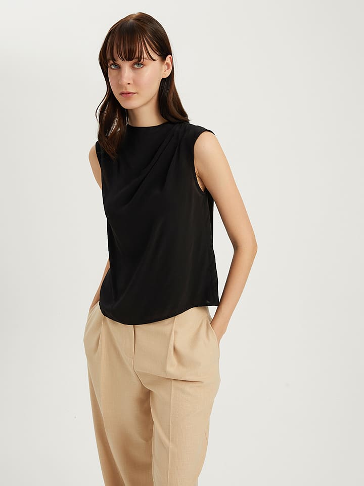 BGN Bluzka w kolorze czarnym rozmiar: 38