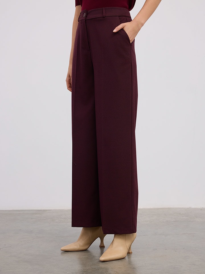 BGN Spodnie w kolorze bordowym rozmiar: 38