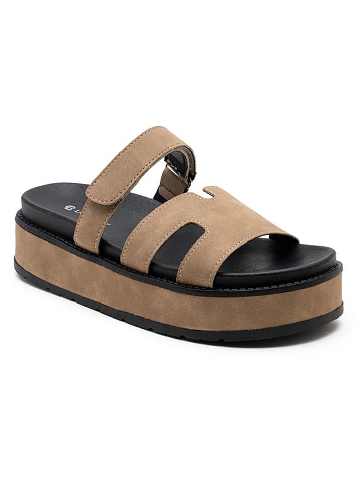 Foreverfolie Klapki w kolorze beżowym rozmiar: 38