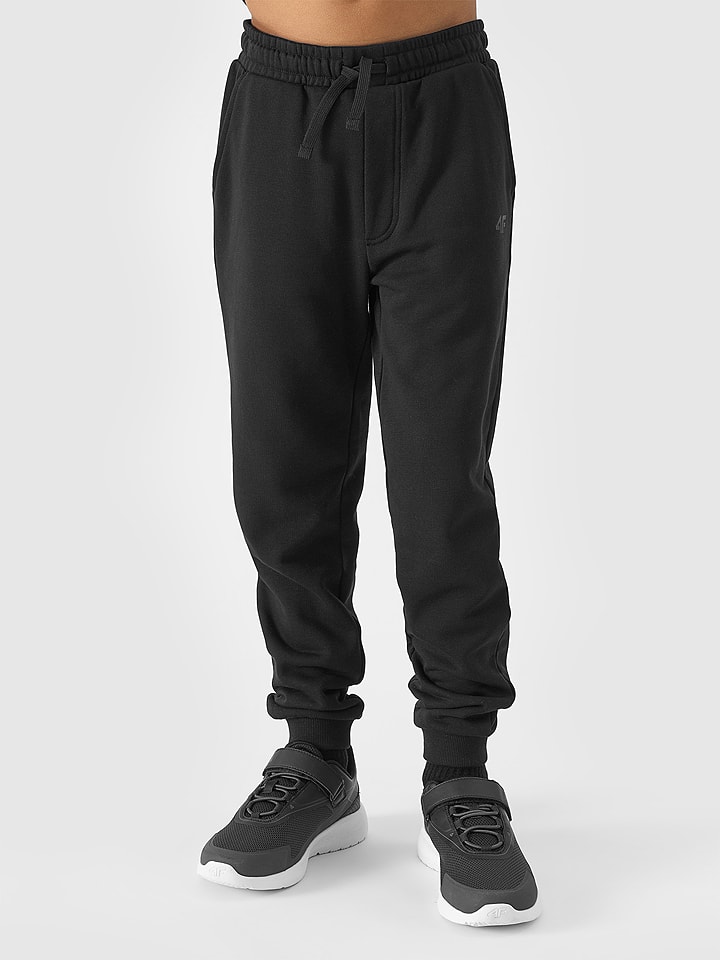 4F Spodnie dresowe w kolorze czarnym rozmiar: 140