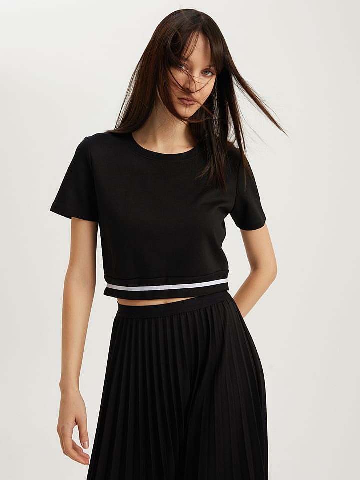 BGN Koszulka w kolorze czarnym rozmiar: 38