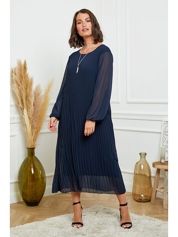 Curvy Lady Sukienka w kolorze granatowym rozmiar: 40/42