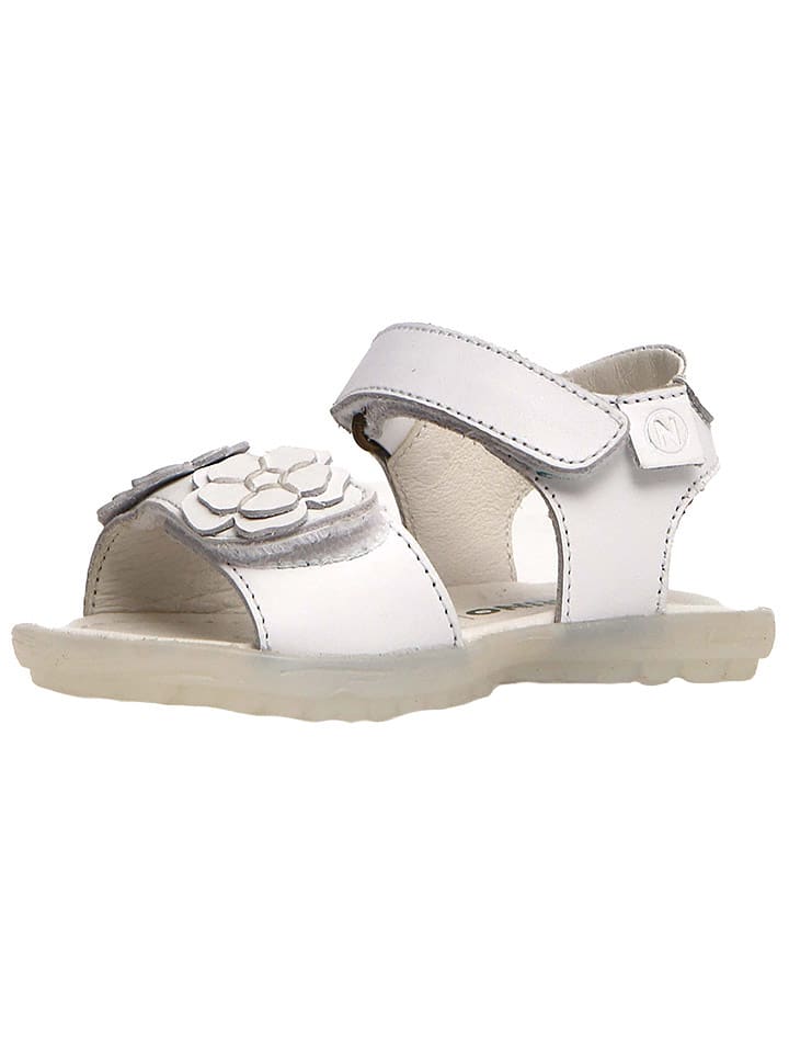 Naturino Skórzane sandały "Begonia" w kolorze białym rozmiar: 32