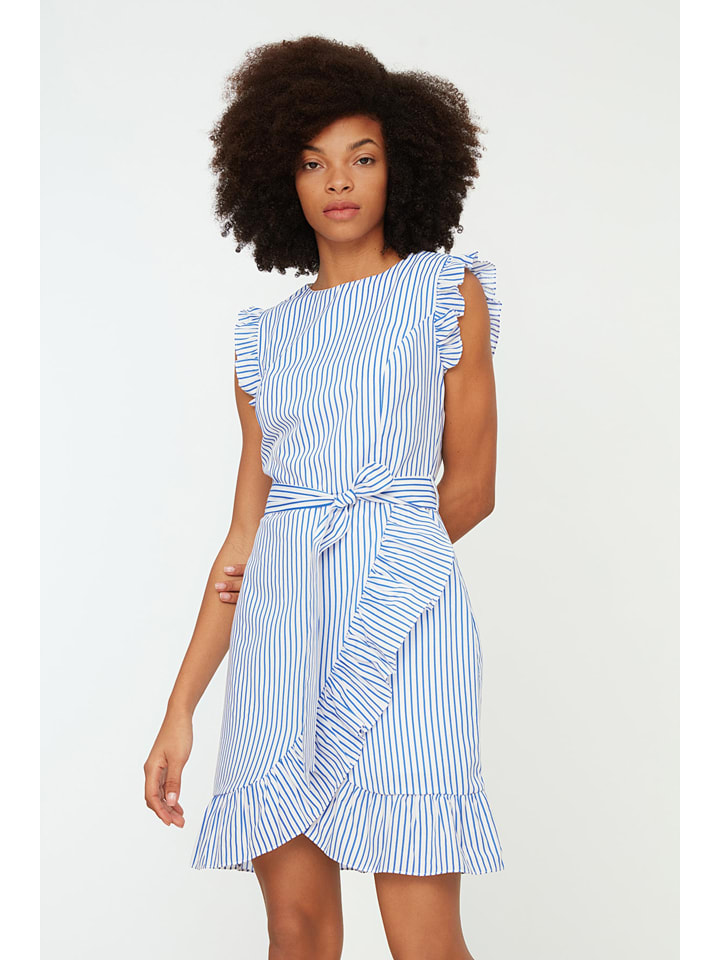 trendyol Sukienka w kolorze błękitnym rozmiar: 38