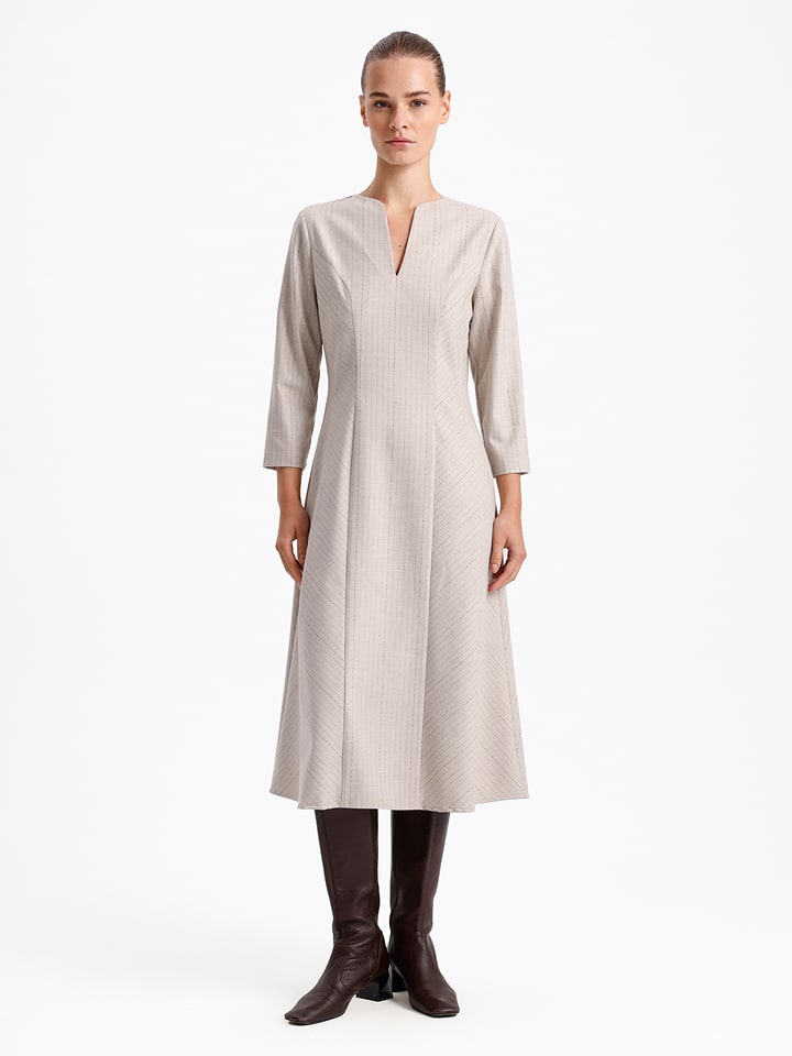 BGN Sukienka w kolorze jasnoszarym rozmiar: 36