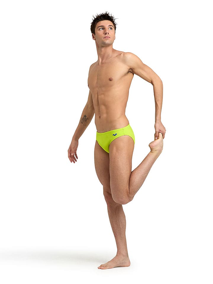 Arena Kąpielówki "Santamarias" w kolorze żółtym rozmiar: 7