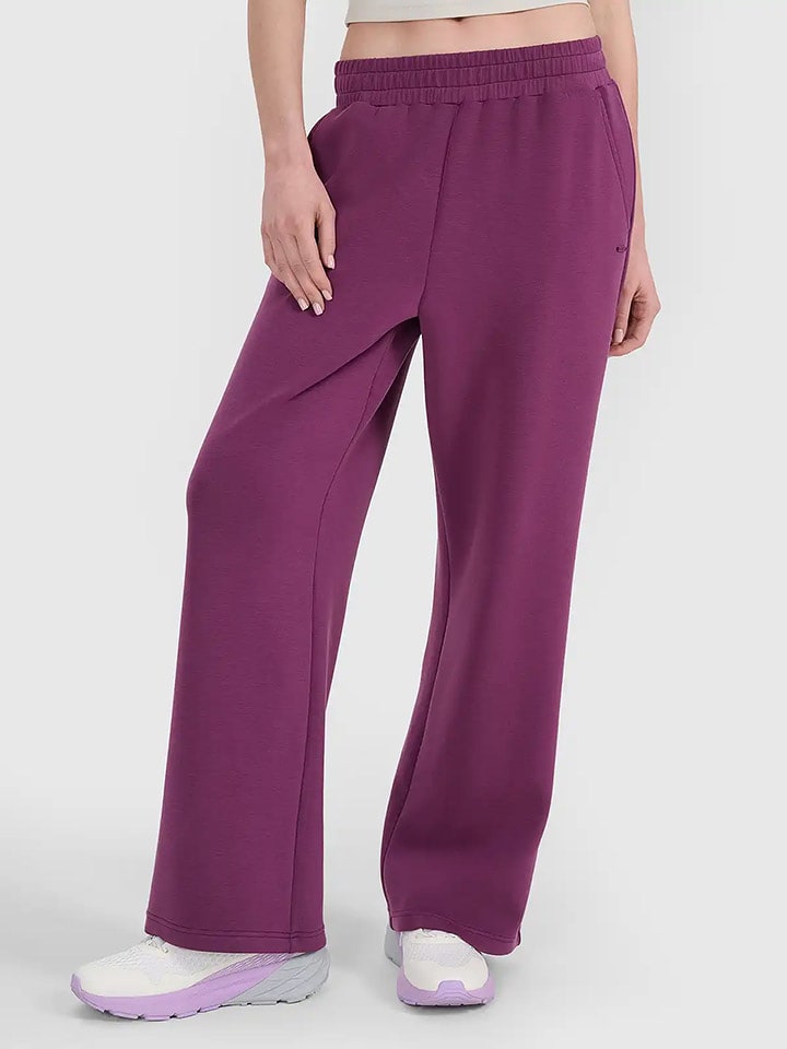 4F Spodnie dresowe w kolorze fioletowym rozmiar: S