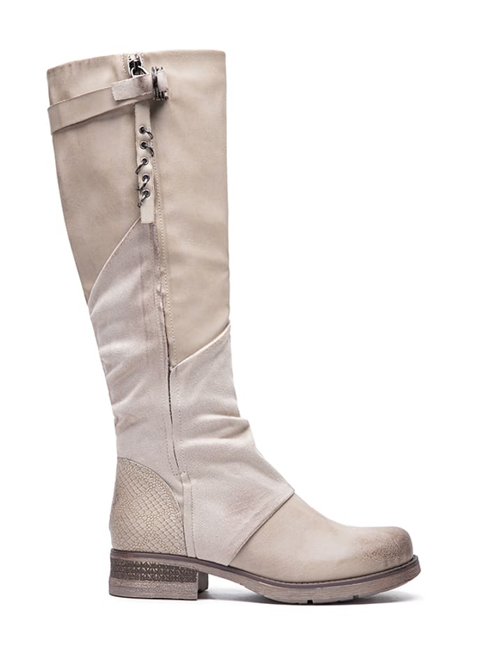 Kozaki w kolorze kremowym