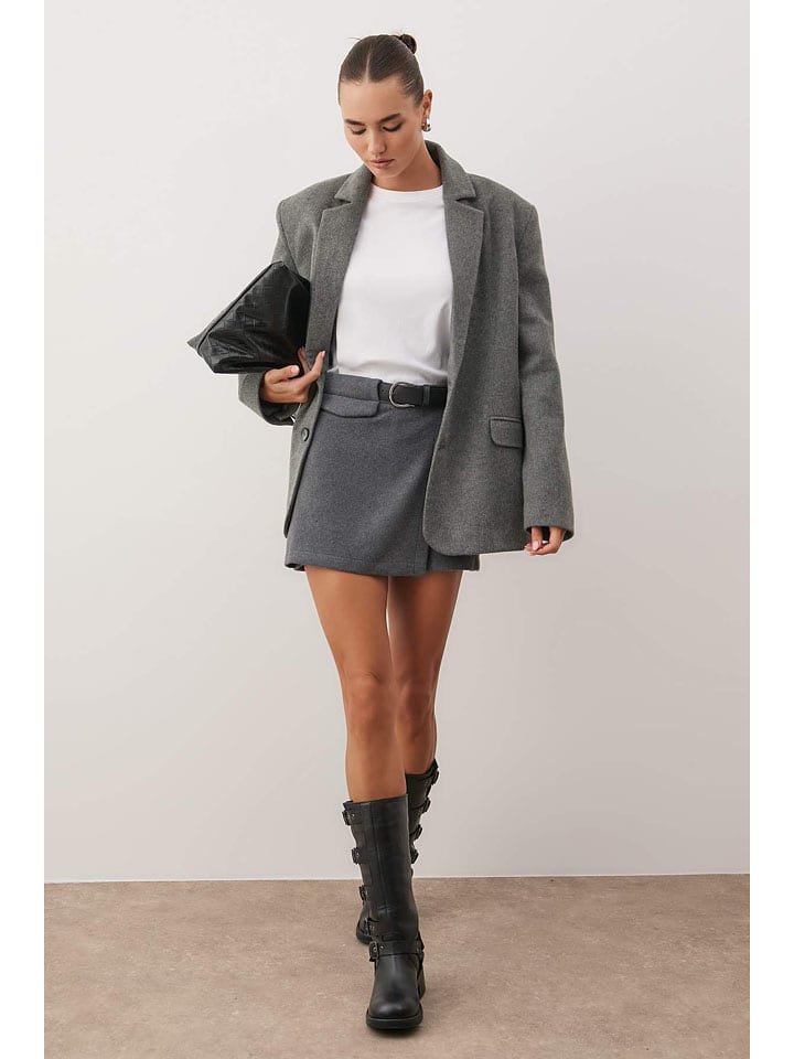 trendyol Spódnico-spodenki w kolorze szarym rozmiar: 34