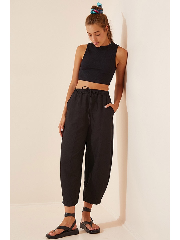 Happiness Istanbul Spodnie w kolorze czarnym rozmiar: 40