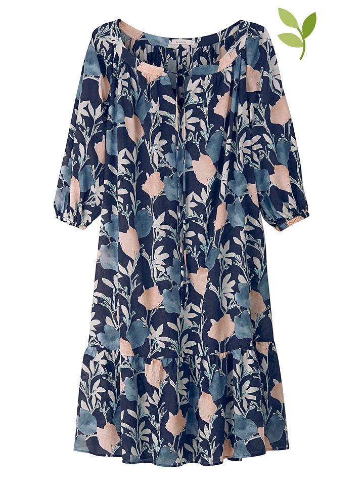 Sukienka w kolorze granatowym