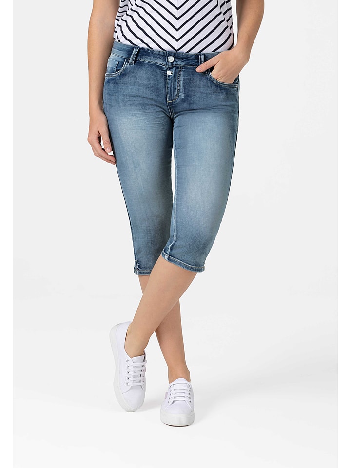 Timezone Rybaczki dżinsowe "Aleena" w kolorze niebieskim rozmiar: W28