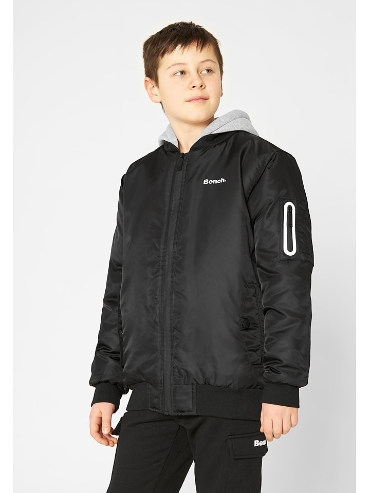 Bench Kurtka przejściowa "Bomper" w kolorze czarnym rozmiar: 176