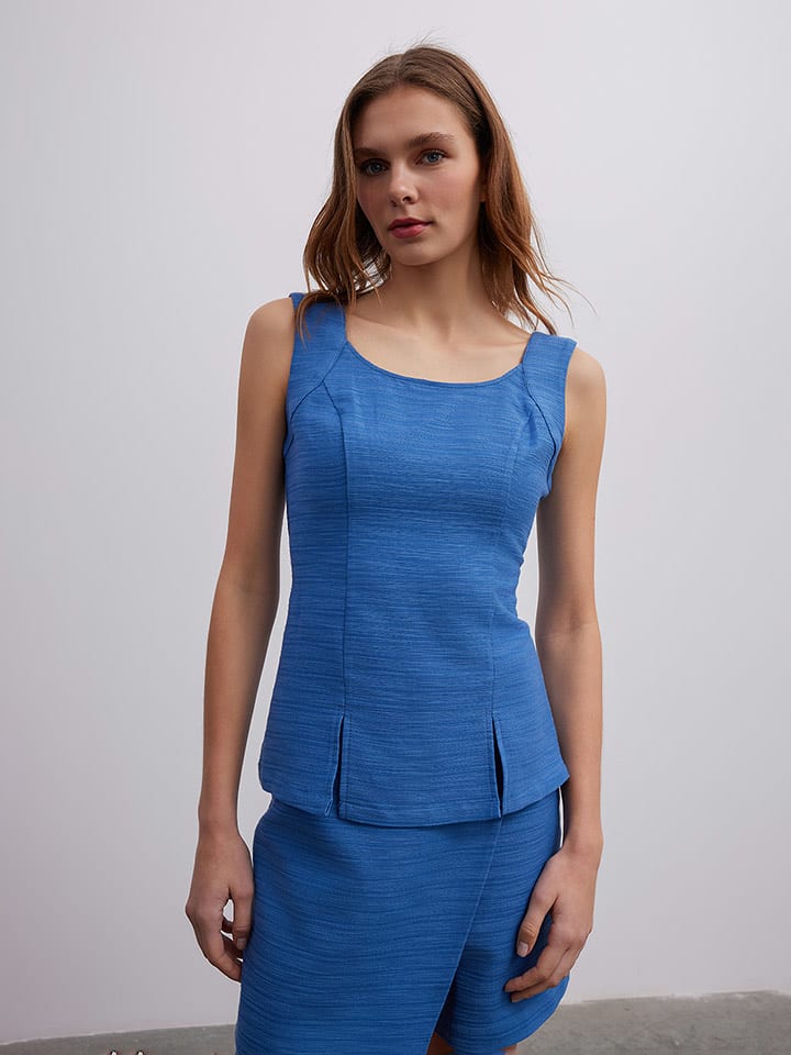 BGN Bluzka w kolorze niebieskim rozmiar: 34