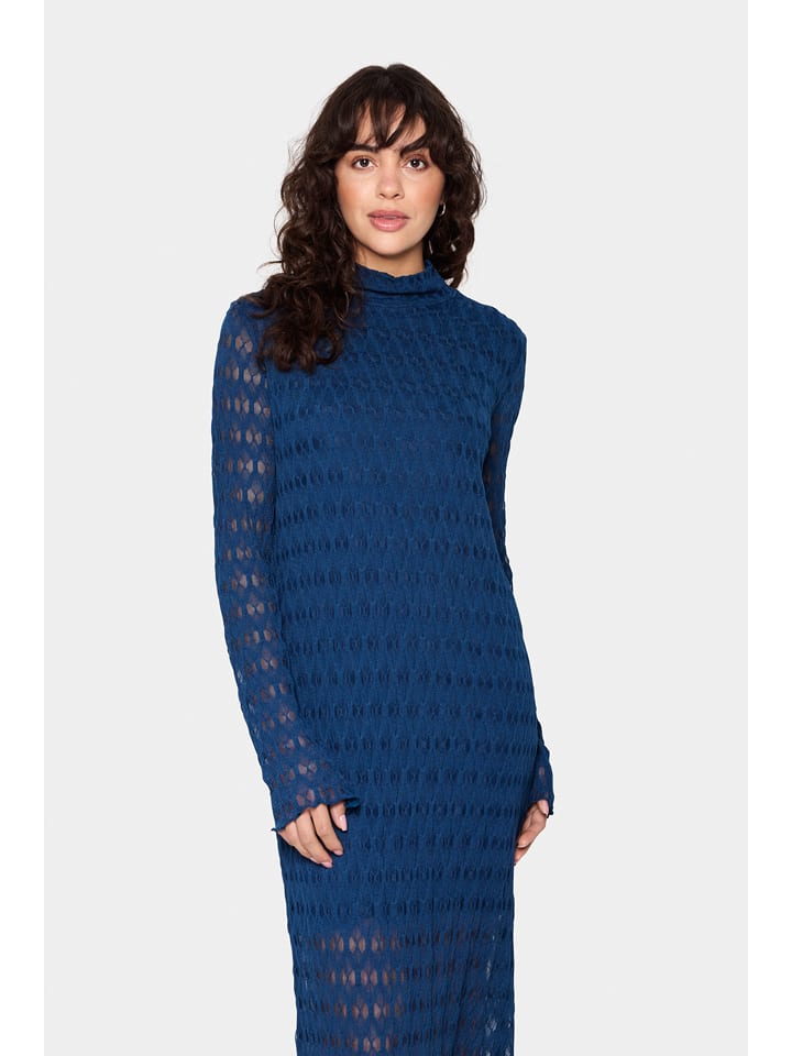 SAINT TROPEZ Sukienka "Hattie" w kolorze niebieskim rozmiar: S