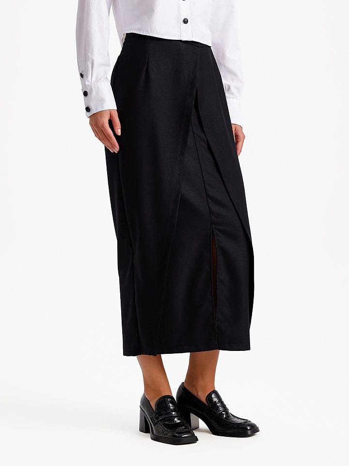 BGN Spódnica w kolorze czarnym rozmiar: 36