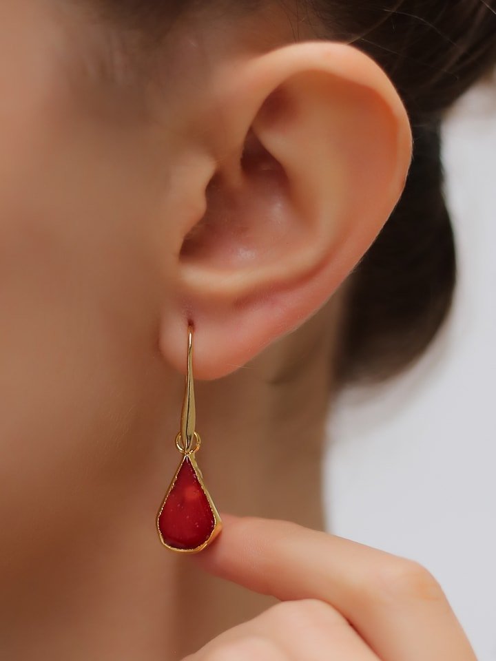 Pierres delicates Pozłacane kolczyki z koralem rozmiar: onesize