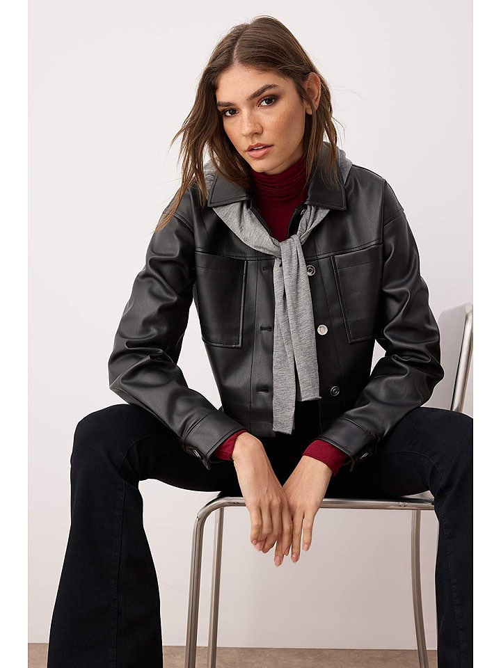 trendyol Kurtka w kolorze czarnym ze skóry syntetycznej rozmiar: XL