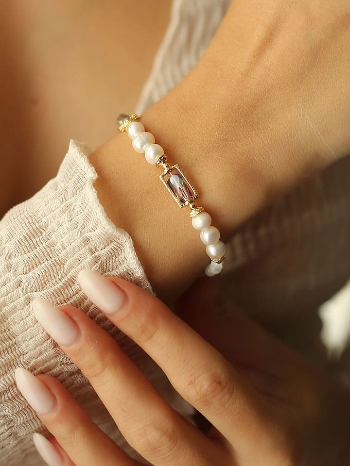 Pierres delicates Pozłacana bransoletka z kamieniami szlachetnymi i perłami rozmiar: onesize