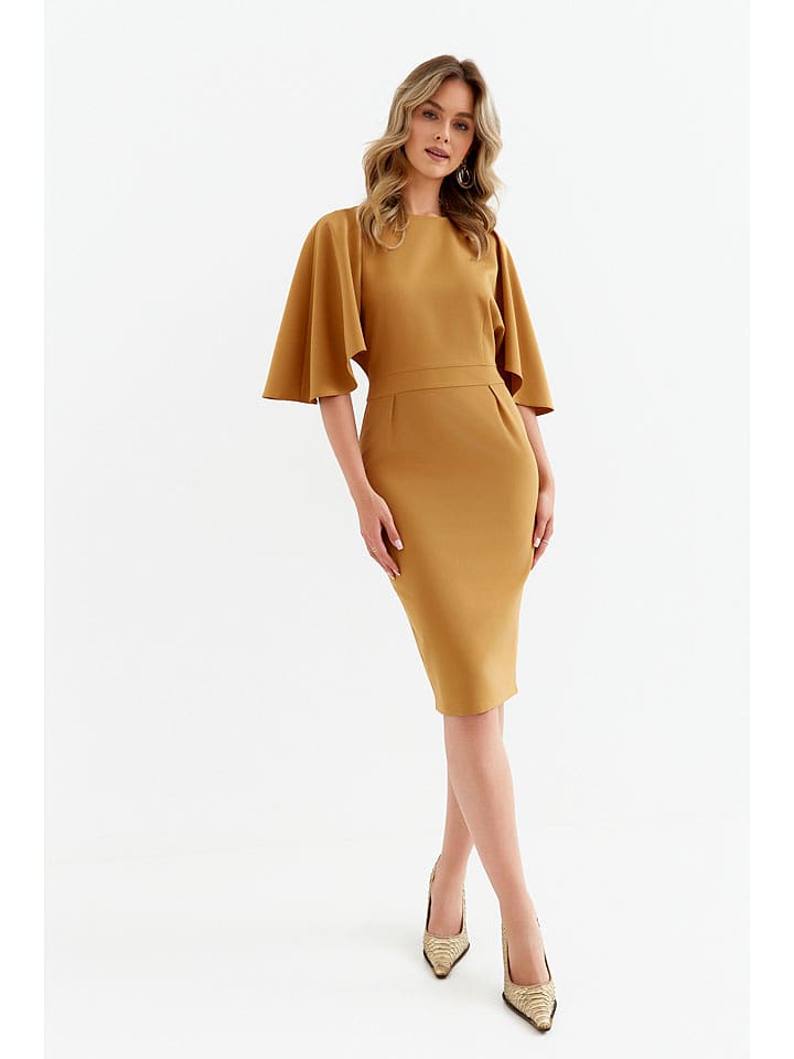 made of emotion Sukienka w kolorze musztardowym rozmiar: L