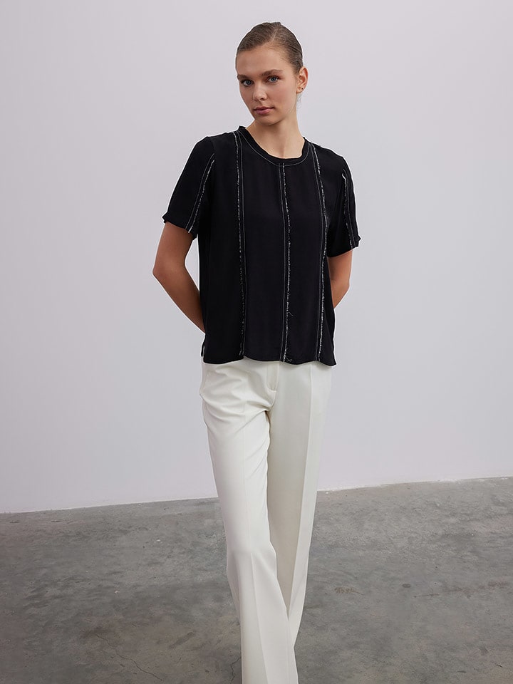 BGN Bluzka w kolorze czarnym rozmiar: 38