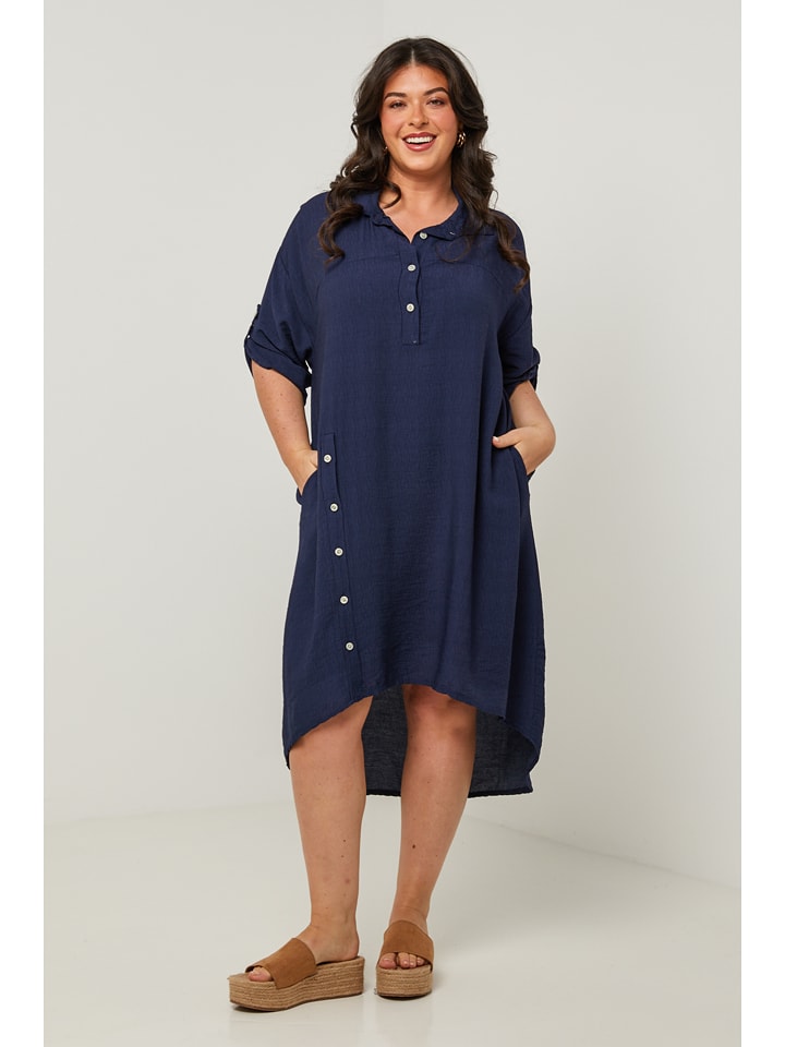 Curvy Lady Sukienka w kolorze granatowym rozmiar: 40/42