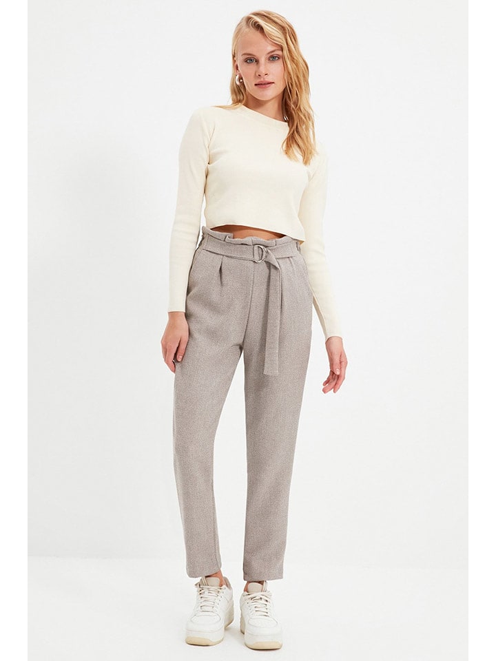 trendyol Spodnie w kolorze jasnoszarym rozmiar: 38