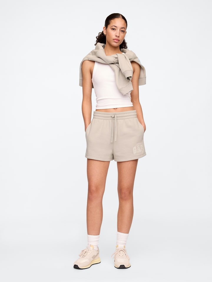 GAP Szorty dresowe w kolorze beżowym rozmiar: XXL