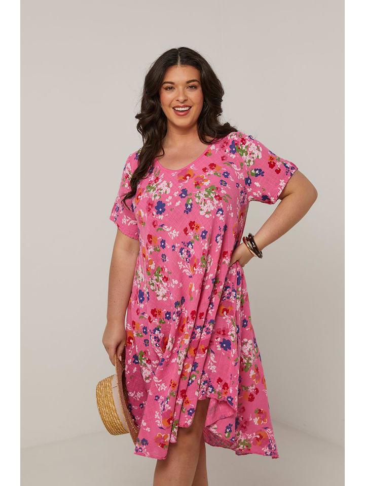 Curvy Lady Sukienka w kolorze różowym rozmiar: 48/50