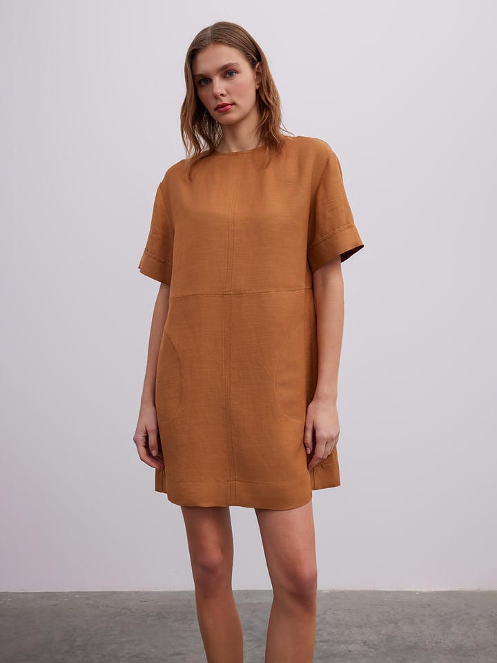 BGN Sukienka w kolorze jasnobrązowym rozmiar: 40