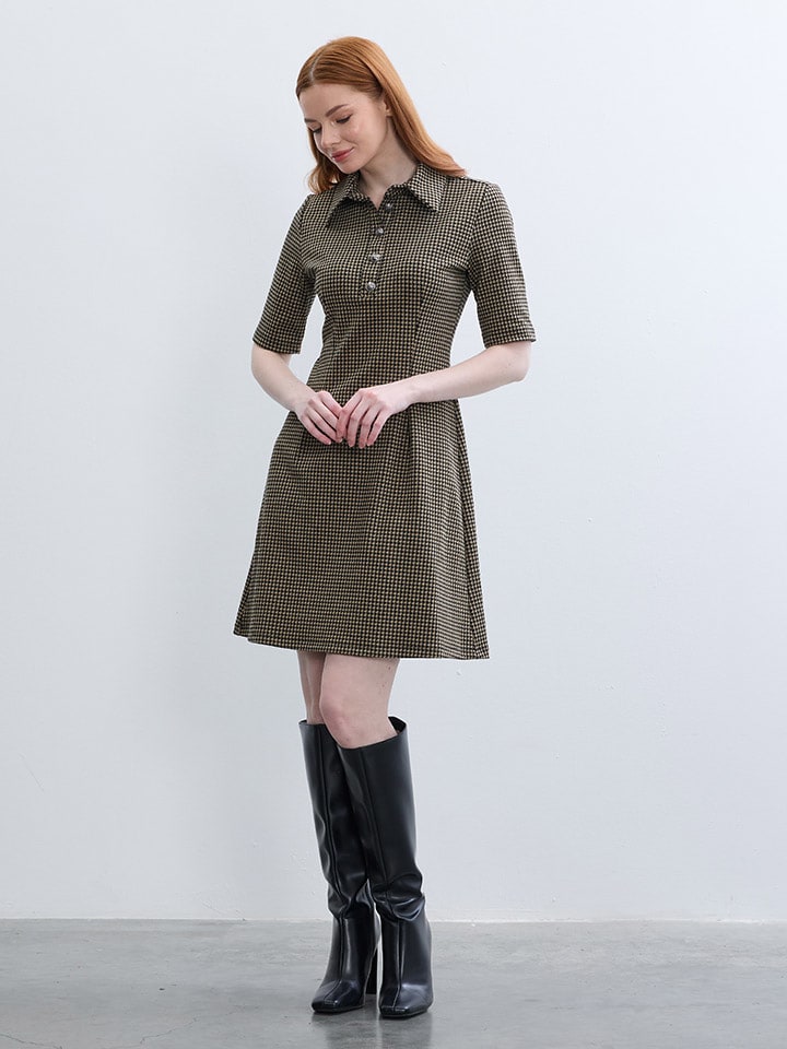 BGN Sukienka w kolorze czarno-musztardowym rozmiar: 38