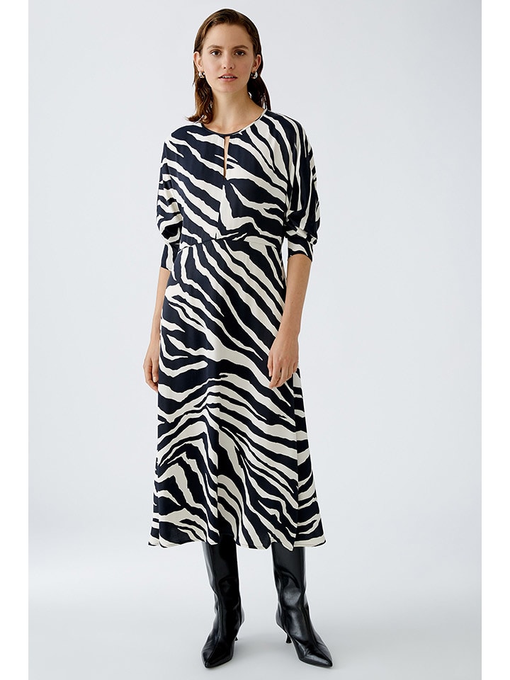 Oui Sukienka w kolorze kremowo-czarnym rozmiar: 34