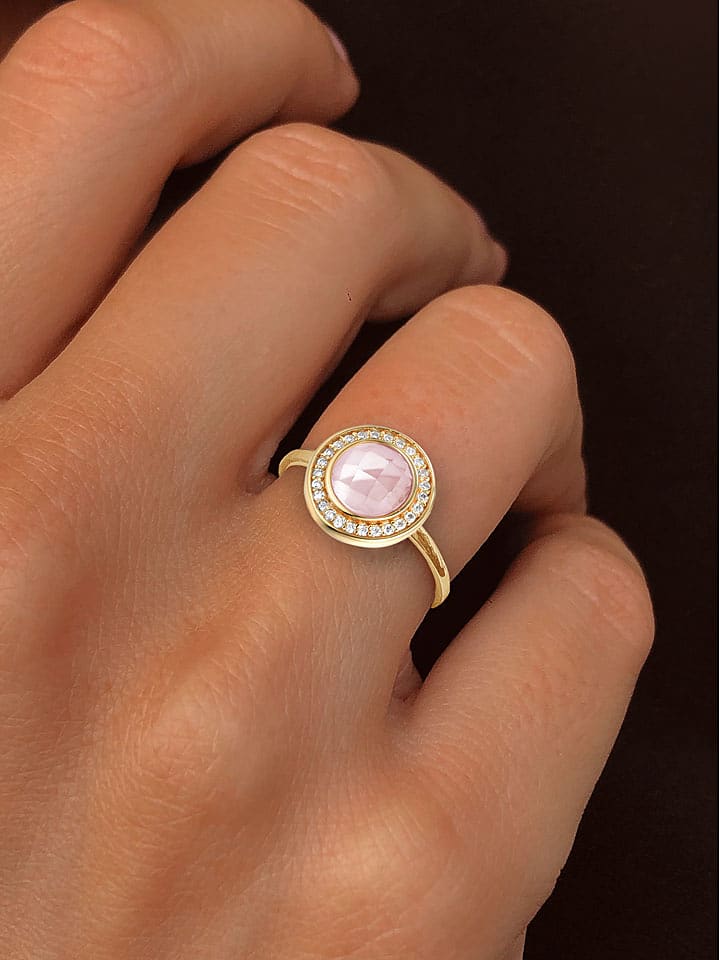 Les Petites Précieuses Pozłacany pierścionek z cyrkonią i kwarcem różowym rozmiar: 50